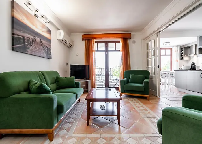 Casa Mares بيت للعطل