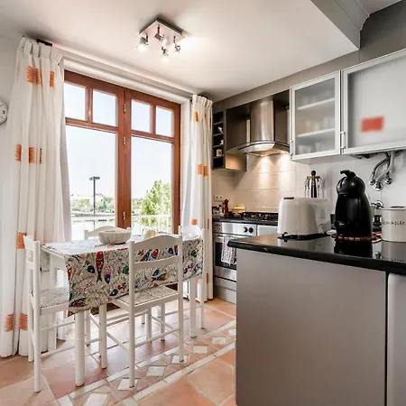 Casa Mares